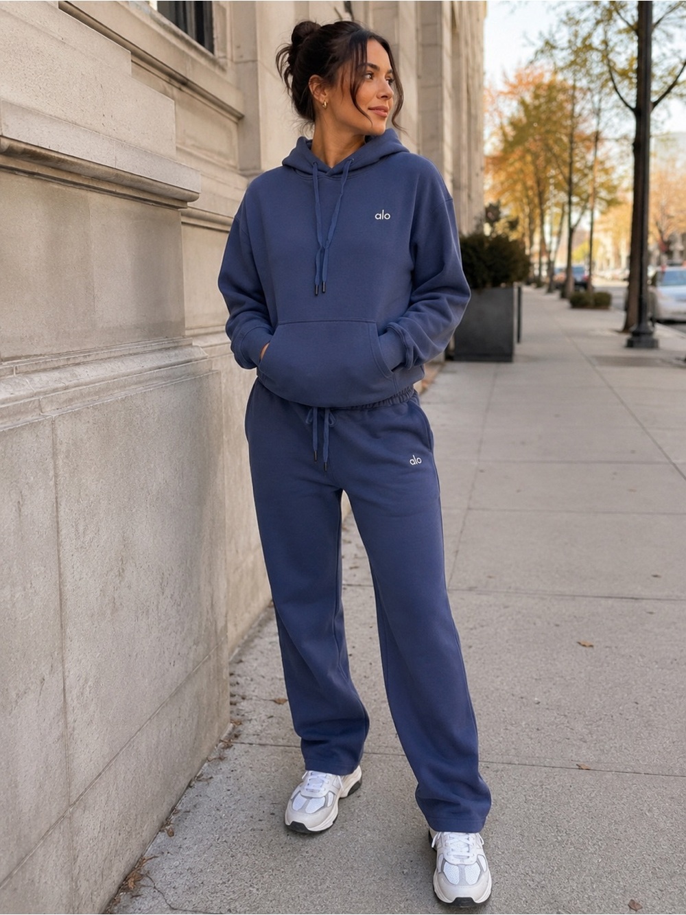 ALO Yoga Navy Jogger Sweatpants size M